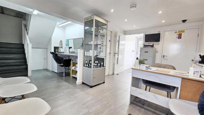 Commercial premises (Reception area)