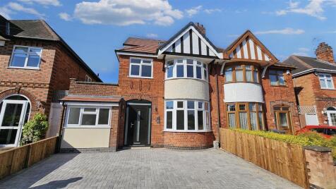 Dorchester Road, Western Park