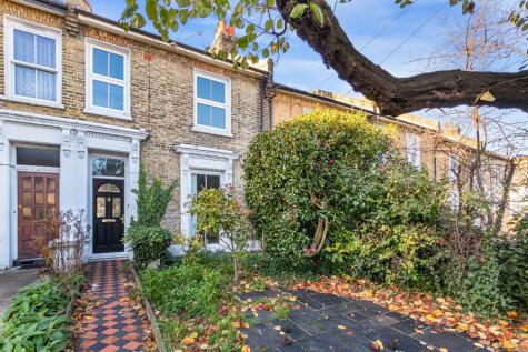 Plum Lane, London, SE18