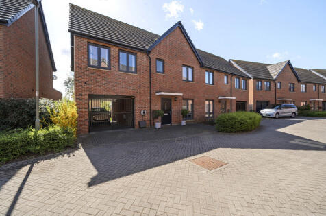 Bullock Crescent, Woking, Surrey, GU22