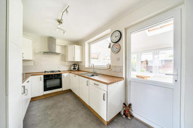 1310428-3-685eae8...