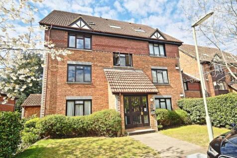 Tintagel Way, Woking, Surrey, GU22