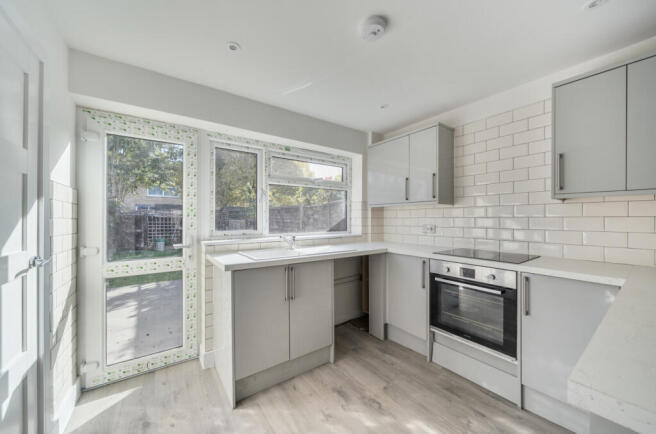 1354985-10-68c7d5...