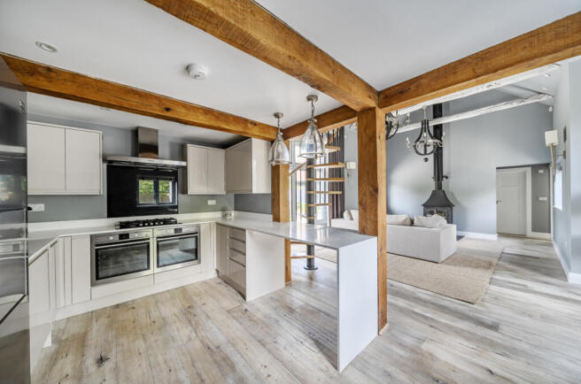 1356137-12-68c975...