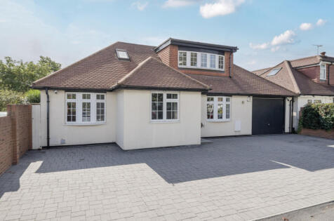 Maple Grove, Woking, GU22