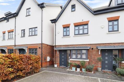 North Road, Woking, Surrey, GU21