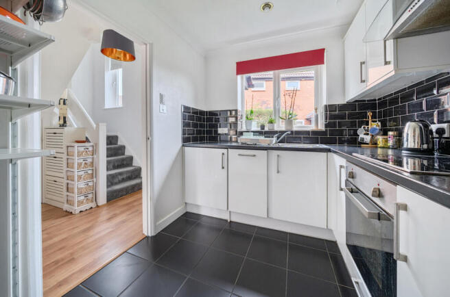 1377271-7-6913121...