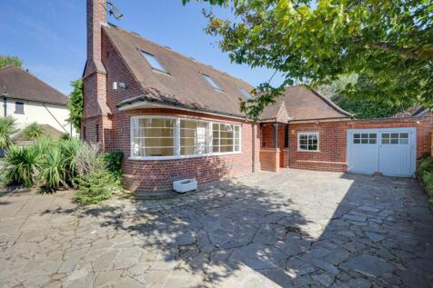 Kidmore End Road, Emmer Green, Reading