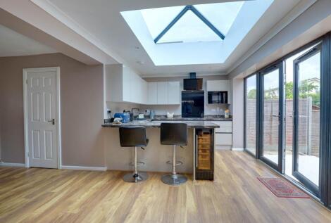 Kidmore Road, Caversham Heights