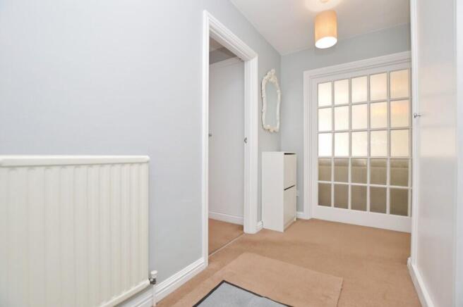 6103f307-Hallway