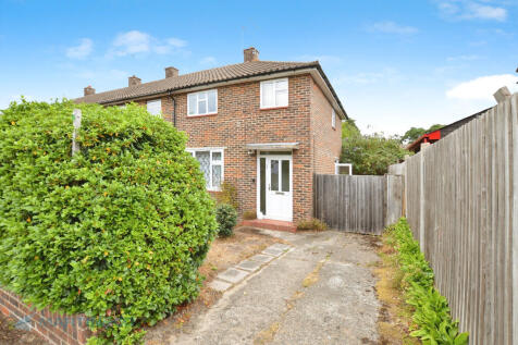 Albert Drive, Woking