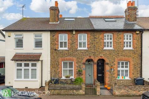 Admirals Walk, Hoddesdon