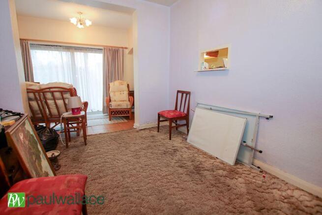 Lounge/Dining Area