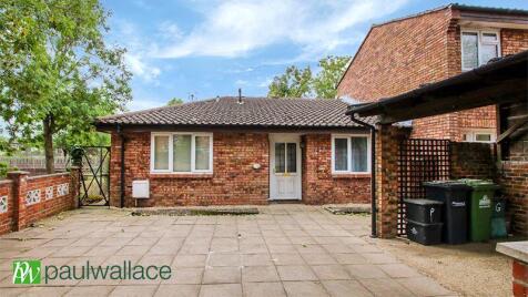 Glamis Close, West Cheshunt