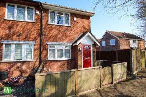 Bushbarns, West Cheshunt