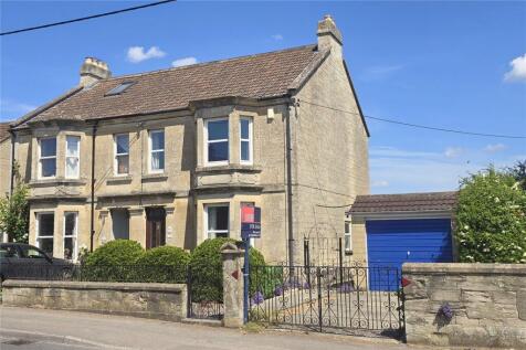 Trowbridge Road, Bradford on Avon