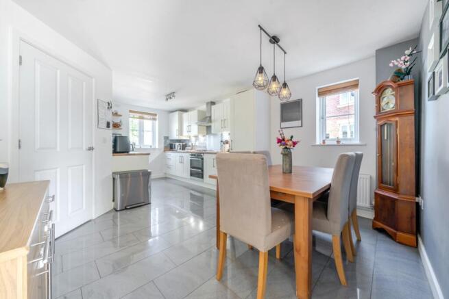 1334490-6-6895e8991d11f