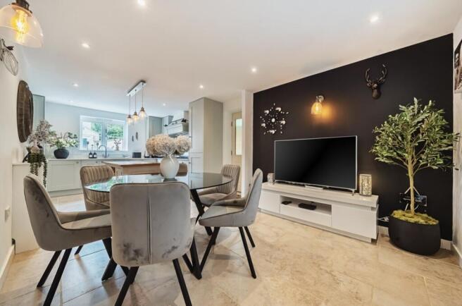 1339792-12-689df8cf4fee3