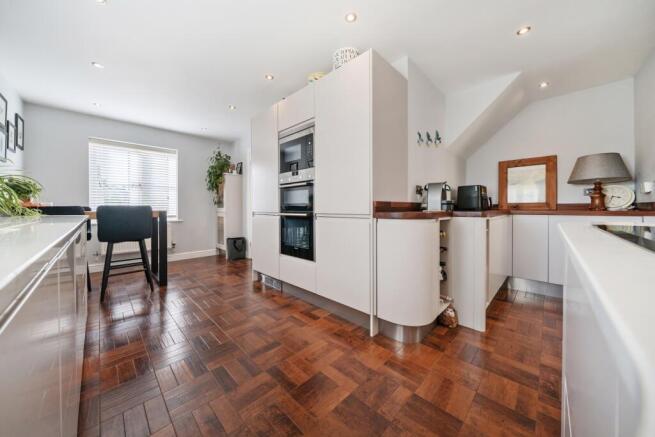 1354491-12-68cd7863dcd36