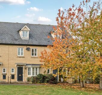 The Lawns, Carterton, Oxfordshire, OX18