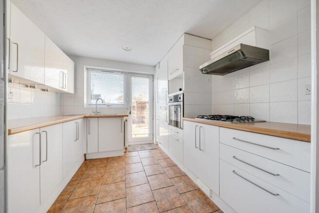 1385072-2-69258e9710514