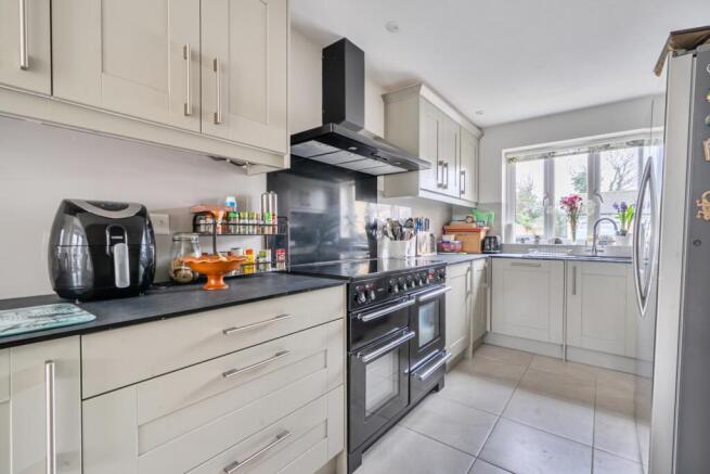 1404034-4-697b31eddb318