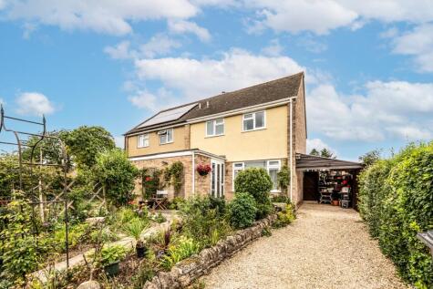 Wysdom Way, Burford, Oxfordshire, OX18