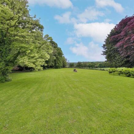 Rowthorne Photos_Page_2.jpg