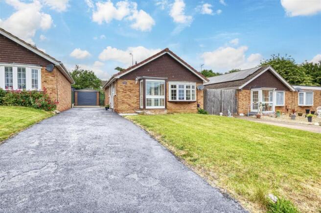 -125 Vicarage Farm Rd-20_HDR-13.jpg
