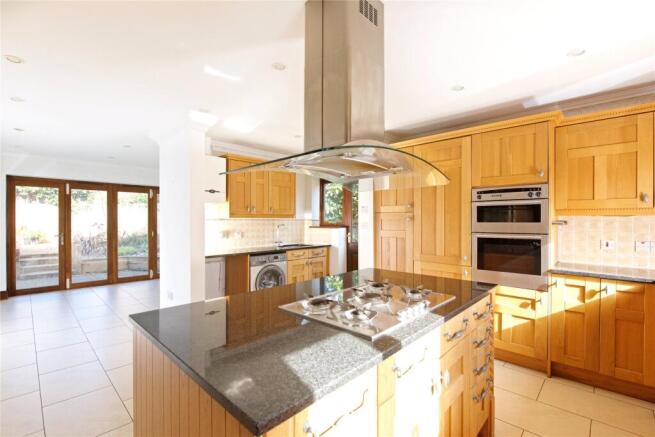 Kitchen/Breakfast Rm