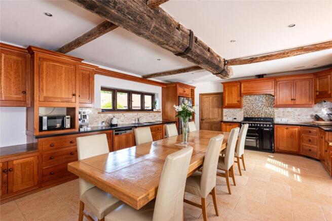 Kitchen/Dining Room