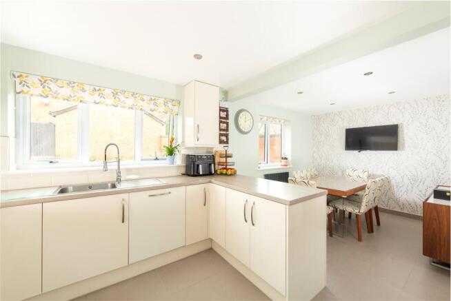 Kitchen/Dining Rm