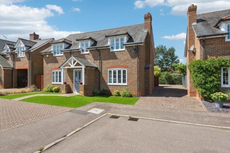 Gardeners Close, Maulden, MK45