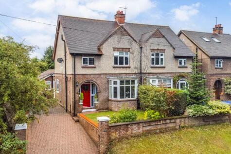 Station Road, Ampthill, MK45