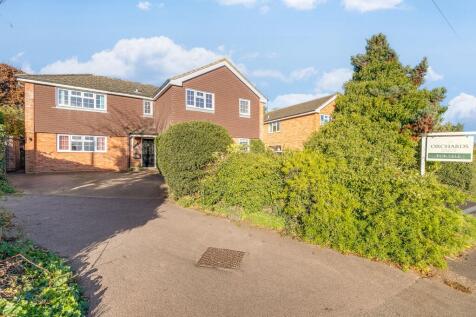 Ampthill Road, Maulden, MK45