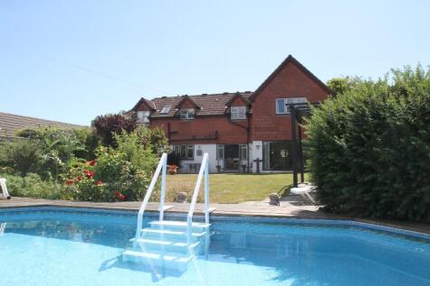 The Close, Huggetts Lane, Eastbourne