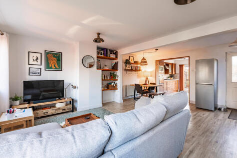 Stokeleigh Walk, Sea Mills, Bristol