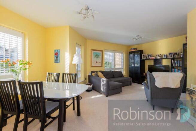 112 Blackamoor Lane-8