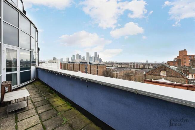 Len Bishop Court (10).JPG