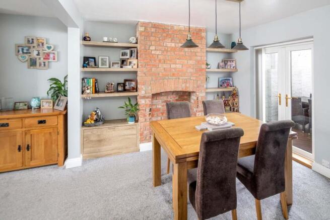 17-dining room.jpg