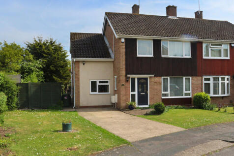 Toucan Way, KINGSWOOD, Basildon, Essex, SS16