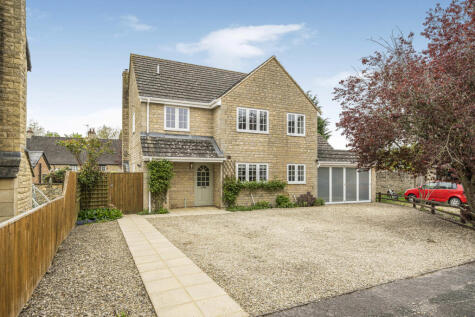 Park Close, Middleton Stoney, OX25