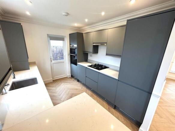 Kitchen 1