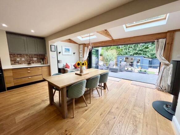 OPEN CONCEPT KITCHEN/DINING/FAMILY ROOM