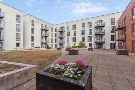 Salvisberg Court, Otto Road