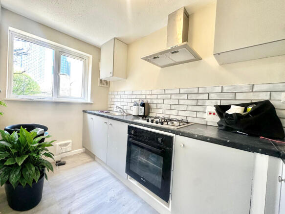 76FD13AA-052B-4BA...