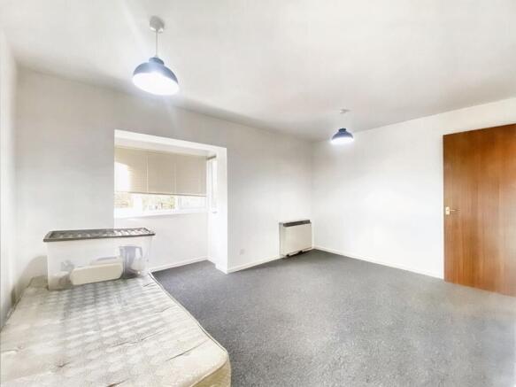 Studio Room
