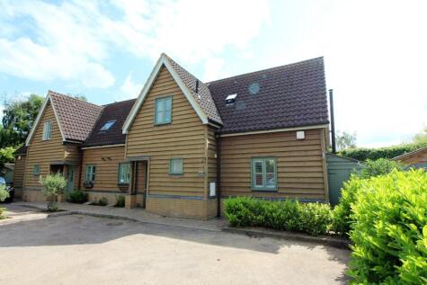 Clifton Road, Henlow, SG16