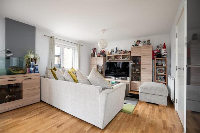Open Plan Living/Dining Area