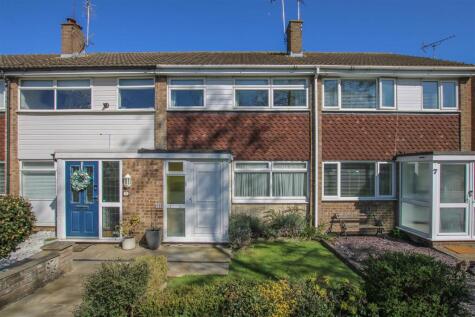 Heather Close, Pilgrims Hatch, Brentwood